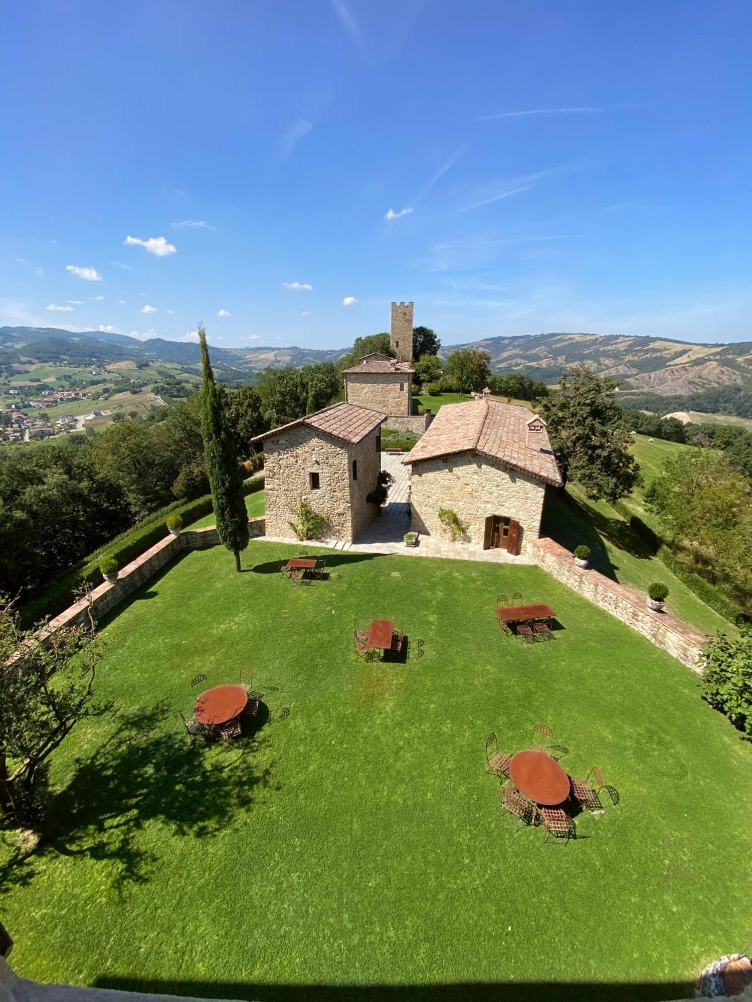 Вилла Castello Di Viano Экстерьер фото