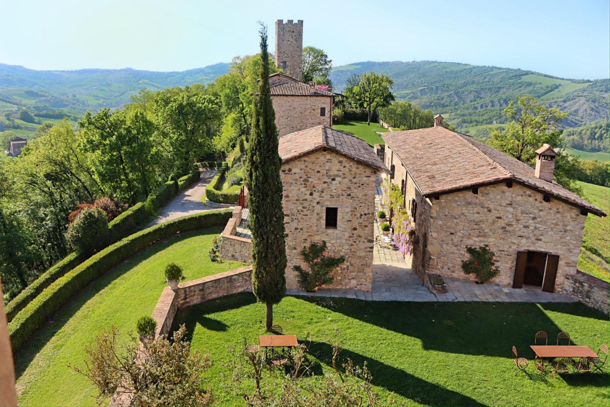 Вилла Castello Di Viano Экстерьер фото