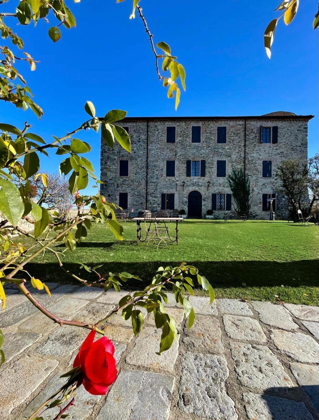 Вилла Castello Di Viano Экстерьер фото
